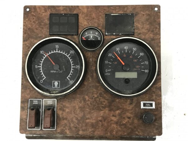 2002-2006 Kenworth W900B Speedometer Instrument Cluster - Used