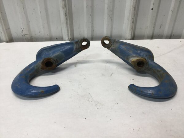 Peterbilt 367 Tow Hook - Used