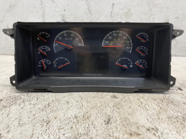 2011-2019 Volvo VNL Speedometer Instrument Cluster - Used